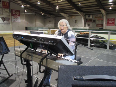 Cottonwood County Fair 2015 - Windom, MN - polka, waltz, easy listening music
